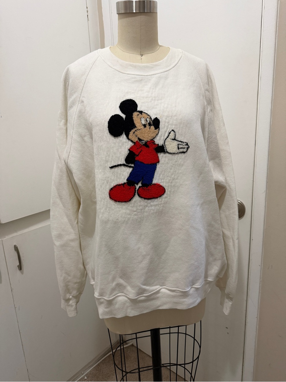 VINTAGE MICKEY! Russell Athletic White Crewneck Sweatshirt